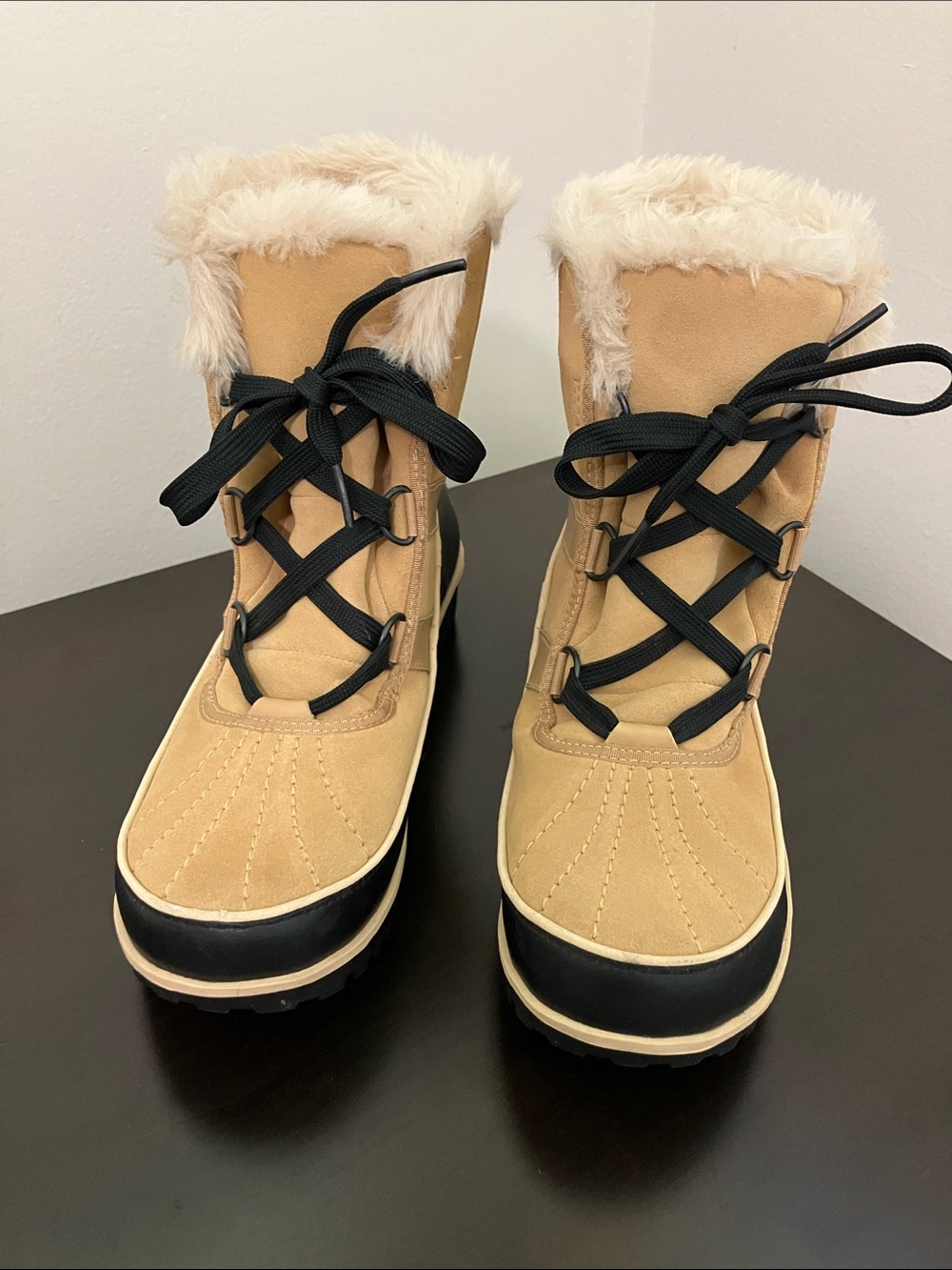 Sorel Tivoli II Tan Suede Waterproof Winter Boots - Picture 2 of 8